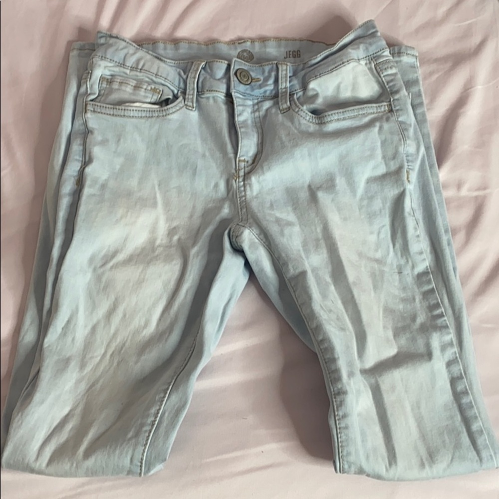 Light wash jeggings